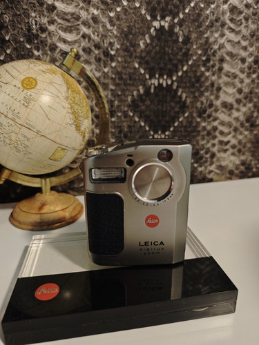 Leica digilux zoom - leica,