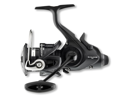 Daiwa freilaufrollen black - 19,