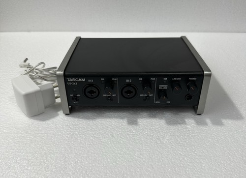 Tascam 2x2 usb 0 audio - ,