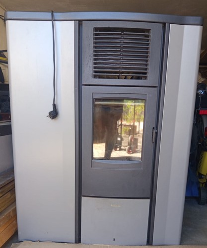 Pelletofen - ,