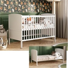 Babybett Leo Kinderbett 60x120 weiß Holz, 3 Schlupfsprossen, ohne Matratze