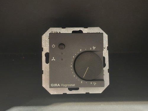 Gira hygrostat 226528 - hygrostat,