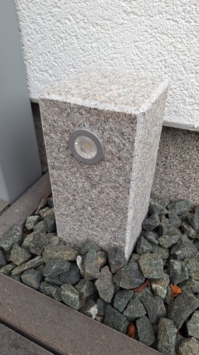 Granitpalisade 25x12x12cm mit