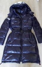 Peuterey Steppmantel Gr. 42, strahlendes Blau, glänzend, neu mit Etikett