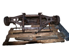 Vorderachse mit Hilfsrahmen