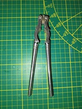 stabiler Nussknacker beidseitig verwendbar mit normalen Gebrauchsspuren ca. 16 x