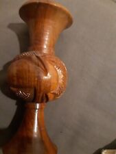 Geschnitztes Olivenholz