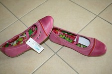 Ballerinas / Sneaker von