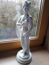 Große skulptur frauenakt ca - ,