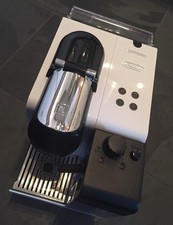 DeLonghi Nespresso Kapselmaschine Lattissima+ EN520W Silky White weiß + HÄNDLER
