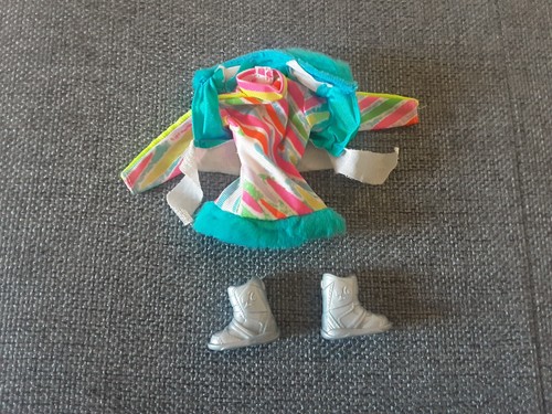 Barbie midge ski - ⛱,