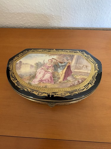Große porzellan deckeldose - große,