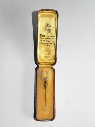 Anstecknadel oder