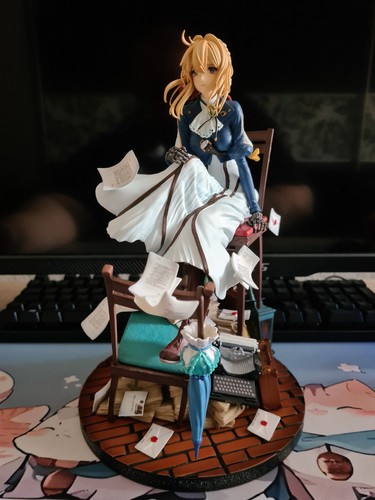 Prism studio violet - studio, 1/7