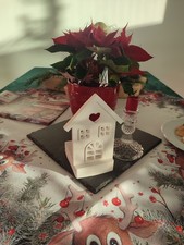 Haus als Deko mit Halterung