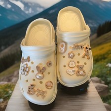 14 STRASS GOLDENE CHARMS NEUE SANDALEN KOMPLETT CROCS SCHUHSCHMUCK CLOGS 36/37