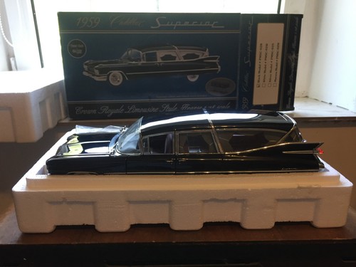1959 cadillac crown - 1:18,