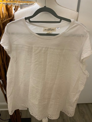 Logg lochstickerei shirt - logg,