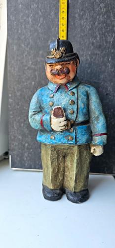 Vintage berliner schutzmann - berliner,