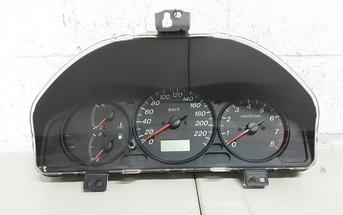 Mazda 323 benziner - mazda,