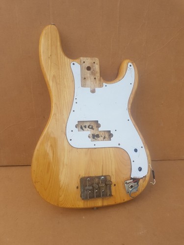 Ash bass body made - p,