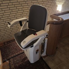 HIRO LIFT – Treppenlift HIRO