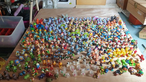 Eier figuren konvolut - Ü-eier,