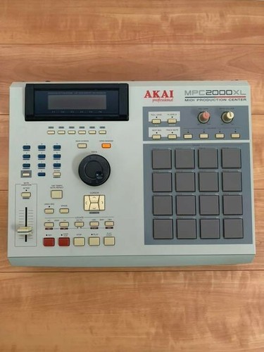 Akai mpc 2000xl - akai,