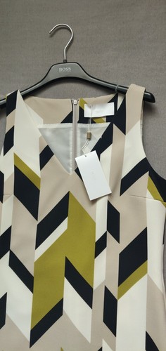 Nagelneuer kleid von hugo - nagelneuer, boss