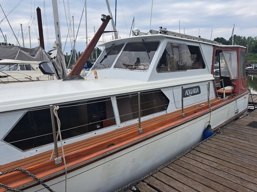 Motor yacht ford - motor,