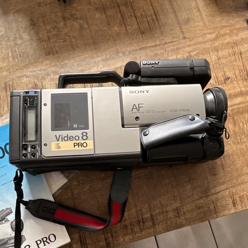 Sony video8 pro ccd - pro, ccd-v100e