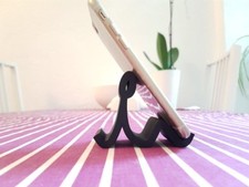 Universal mobile phone stand