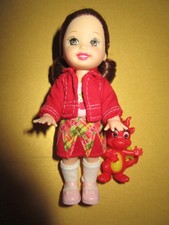 B254)ORIGINALE ROTBRAUNE BARBIE SHELLY MATTEL ORIGINAL-KLEIDUNG+SCHUHE NEUWERTIG