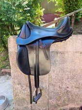 Barefoot Sattel Wellington