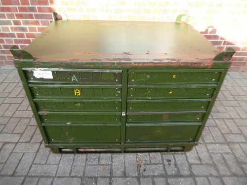 Werkzeugschrank - 1x,