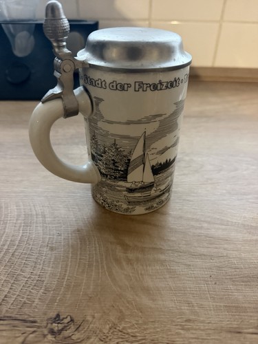 Steinbierkrug mit zinndeckel - steinbierkrug,