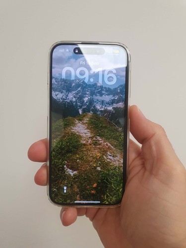 Apple iphone pro - 15,
