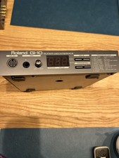 Roland GI-10 Gitarre MIDI