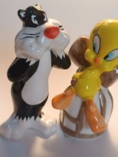 Sylvester tweety looney - &,