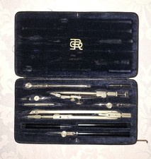 ALTER ZIRKELKASTEN - E.O