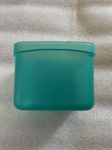 Tupperware swing box liter - 1,