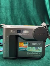 Sony Digital Mavica MVC-FD73 /