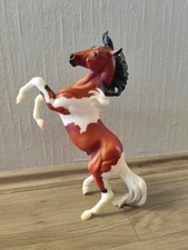 Breyer Pferd Modellpferd