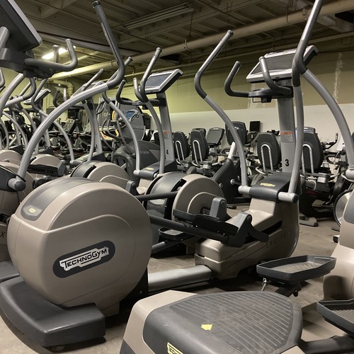 Technogym synchro elliptical - technogym,