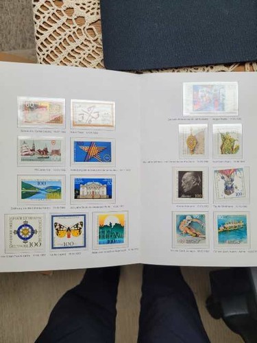 Wunderkiste briefmarken - wunderkiste,