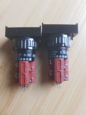 2 Druckschalter von EAO