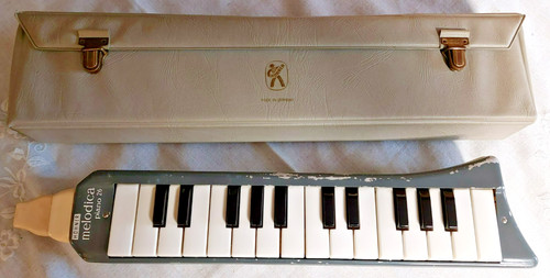 Schöne sehr alte - sehr, melodica
