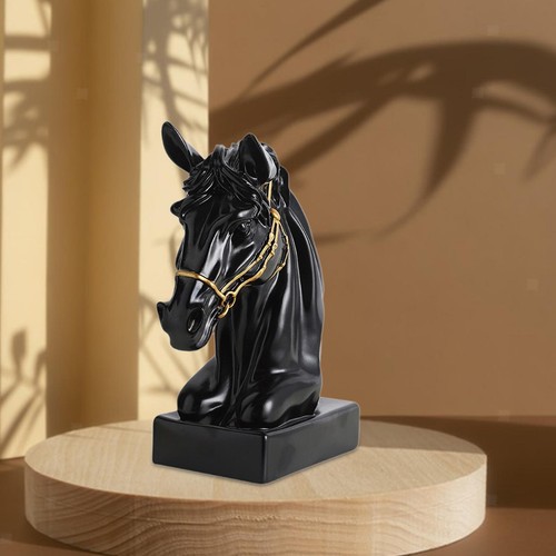 Pferdekopfstatue - , –