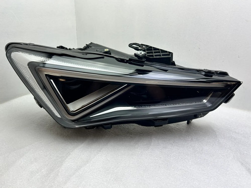 Seat cupra formentor - leon, led