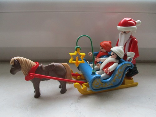 Playmobil-Weihnachten-Pony-Sch